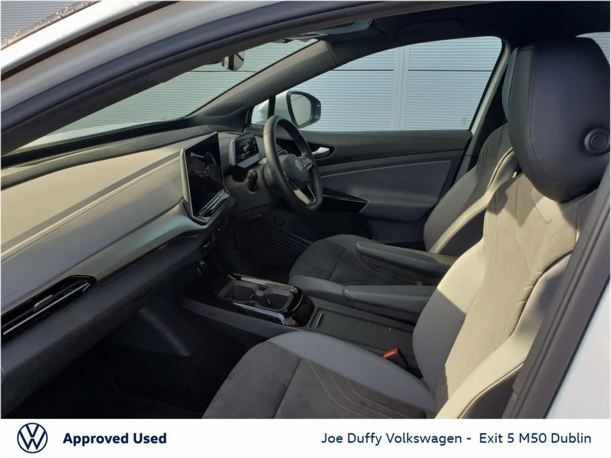 Volkswagen ID.5 Estate, Electric, 2024, White