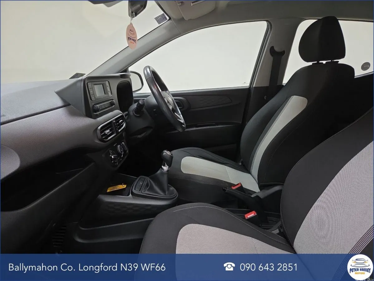 Hyundai i10 Hatchback, Petrol, 2021, Black