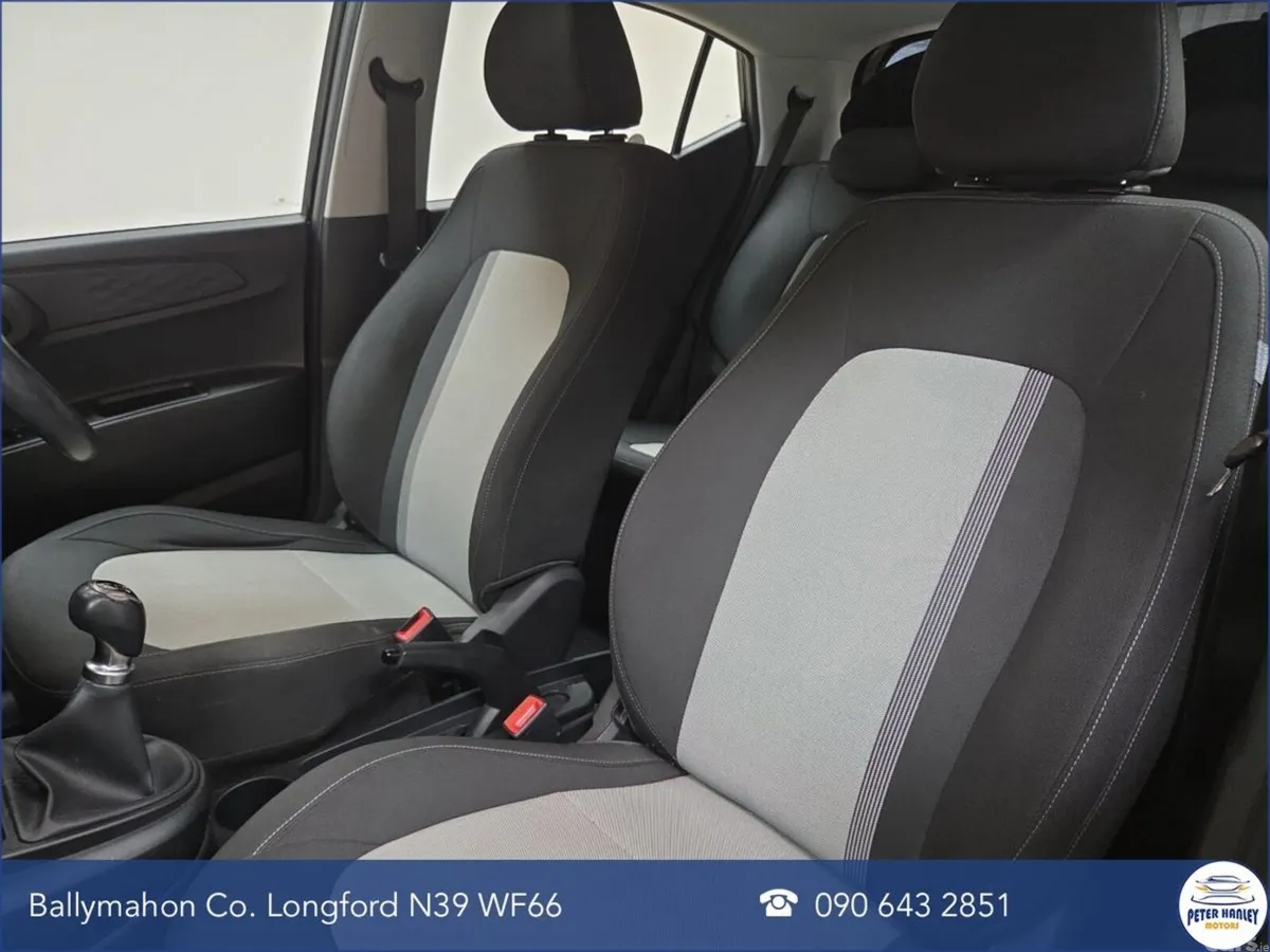 Hyundai i10 Hatchback, Petrol, 2021, Black