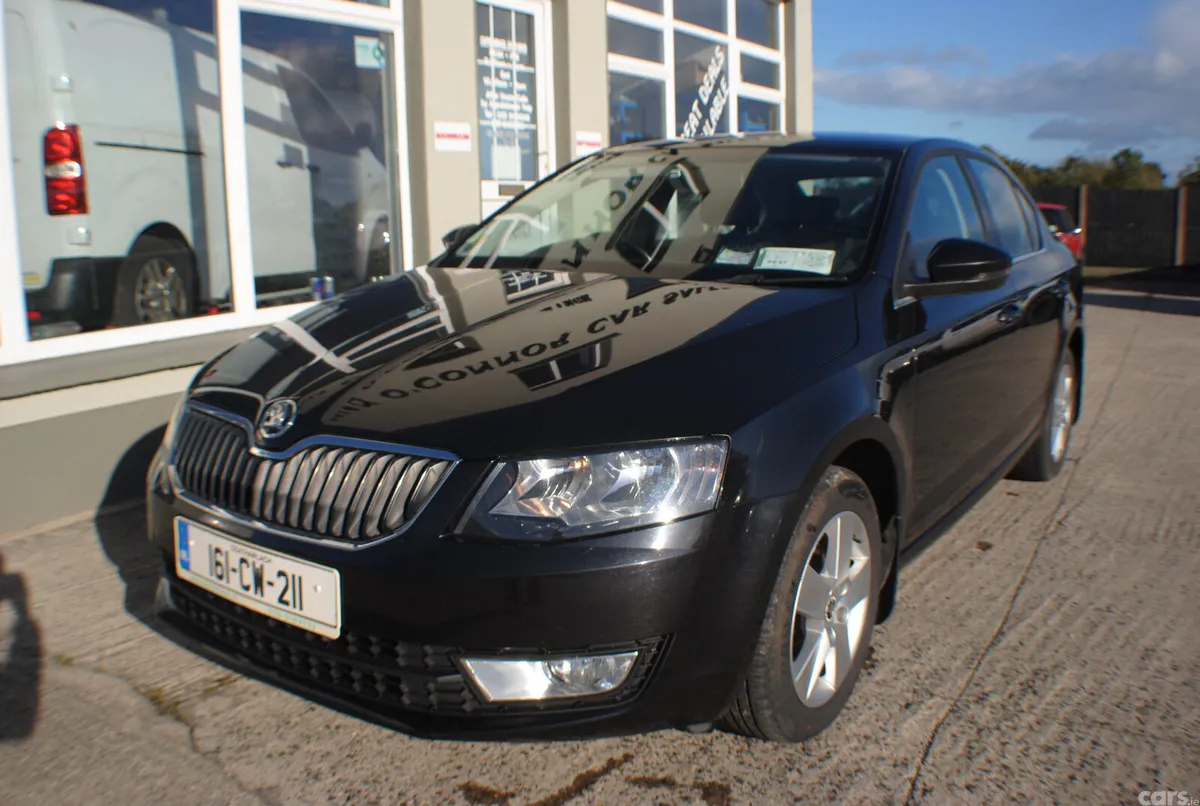 Skoda Octavia Saloon, Diesel, 2016, Black
