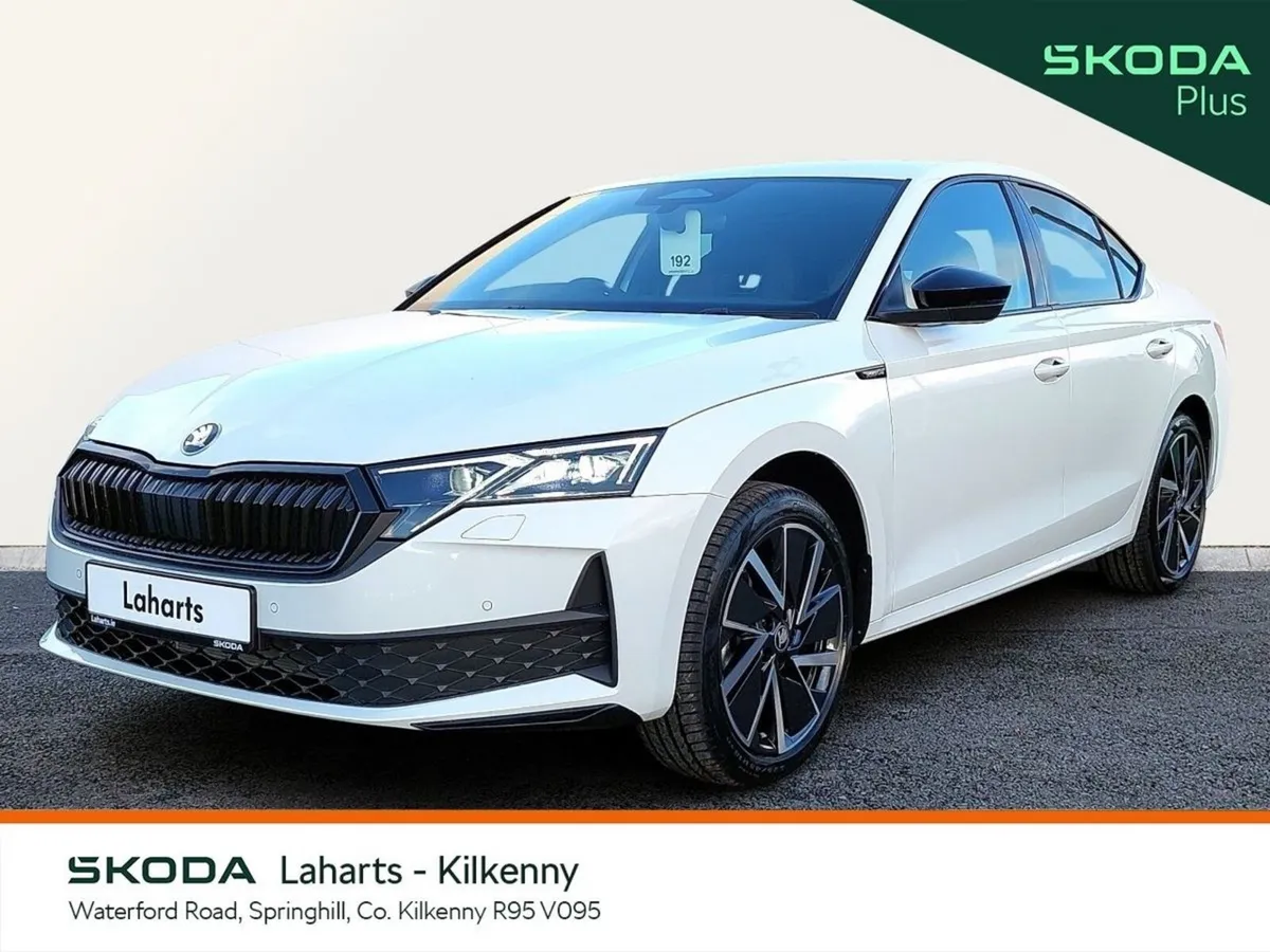 Skoda Octavia Saloon, Diesel, 2026, White