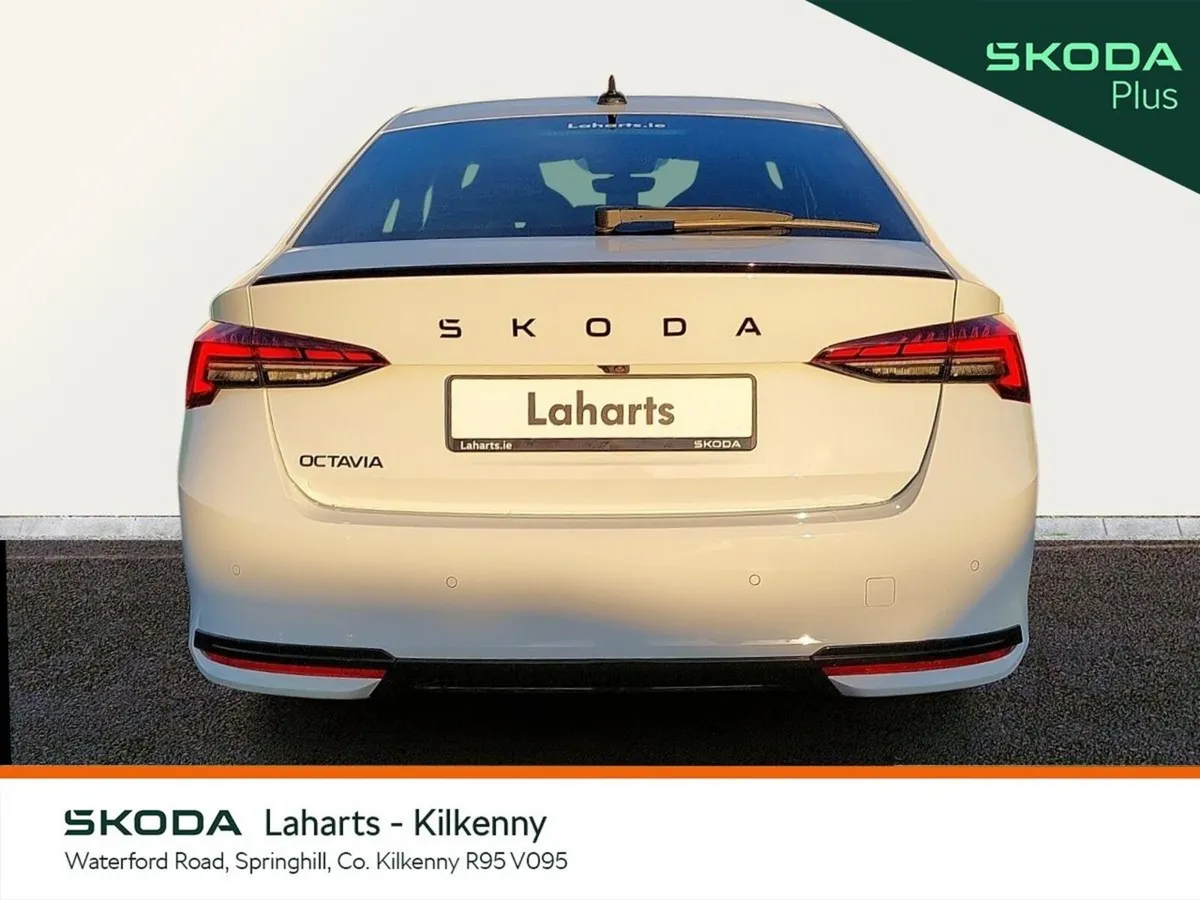 Skoda Octavia Saloon, Diesel, 2026, White