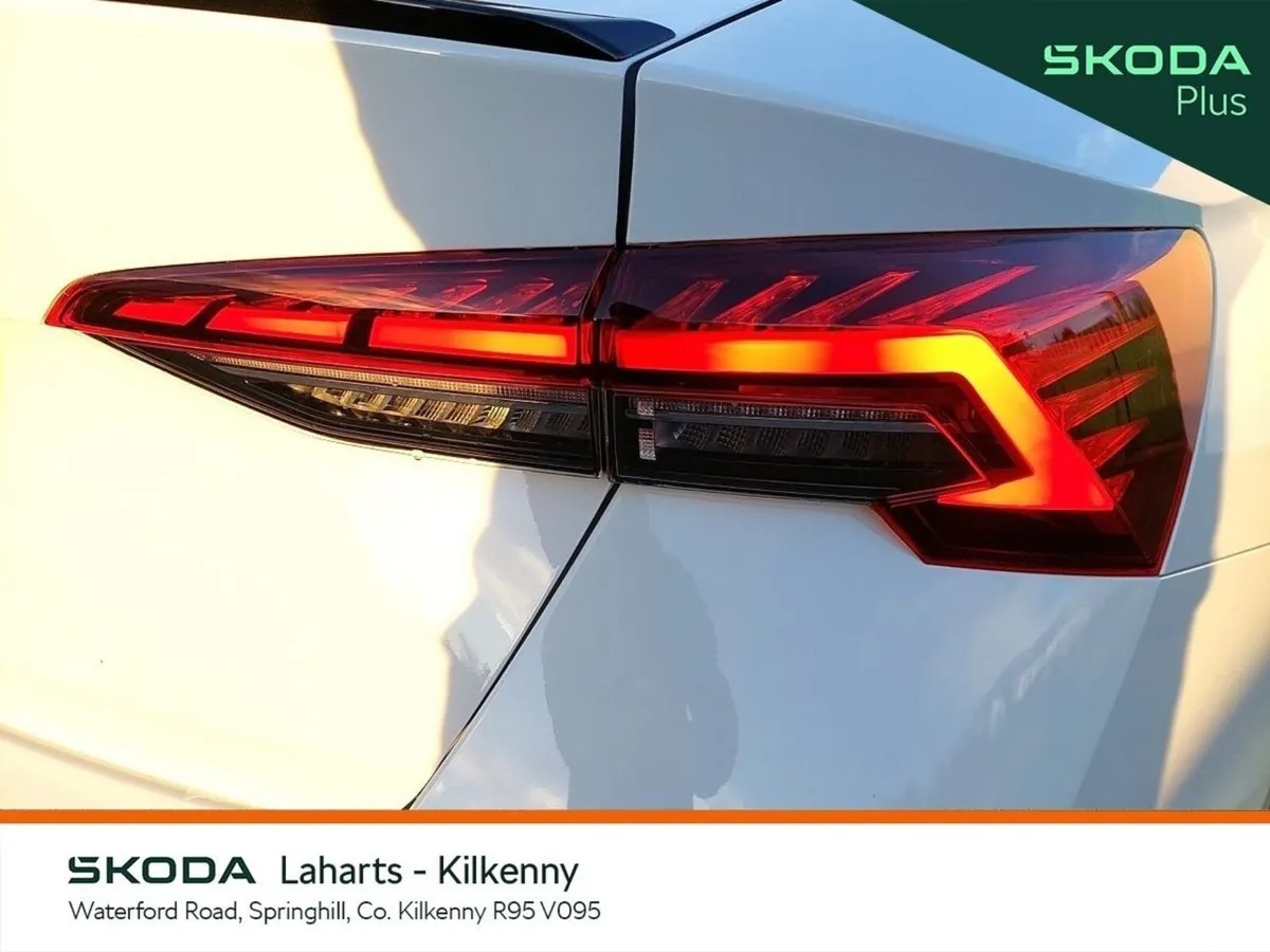 Skoda Octavia Saloon, Diesel, 2026, White