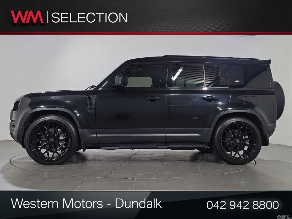 Land Rover Defender SUV, Petrol Plug-in Hybrid, 2023, Black