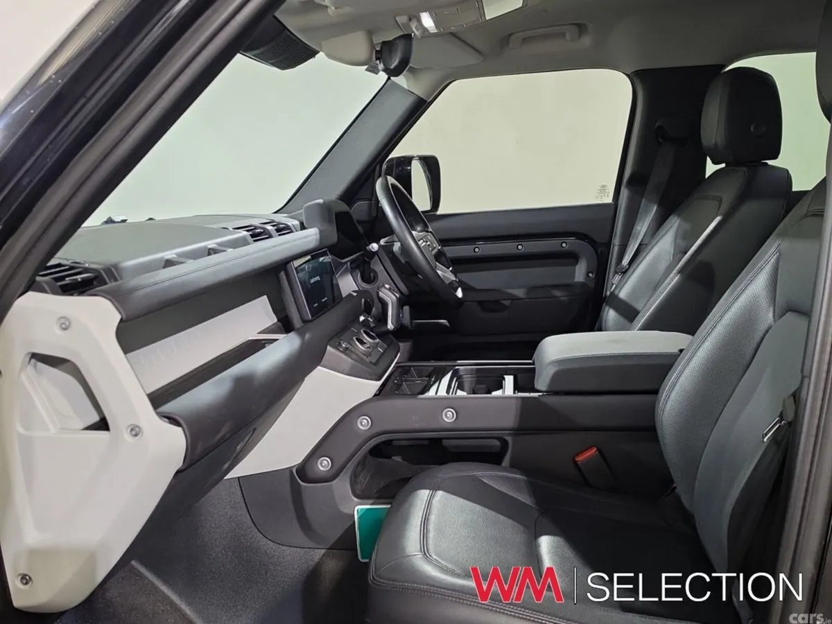 Land Rover Defender SUV, Petrol Plug-in Hybrid, 2023, Black