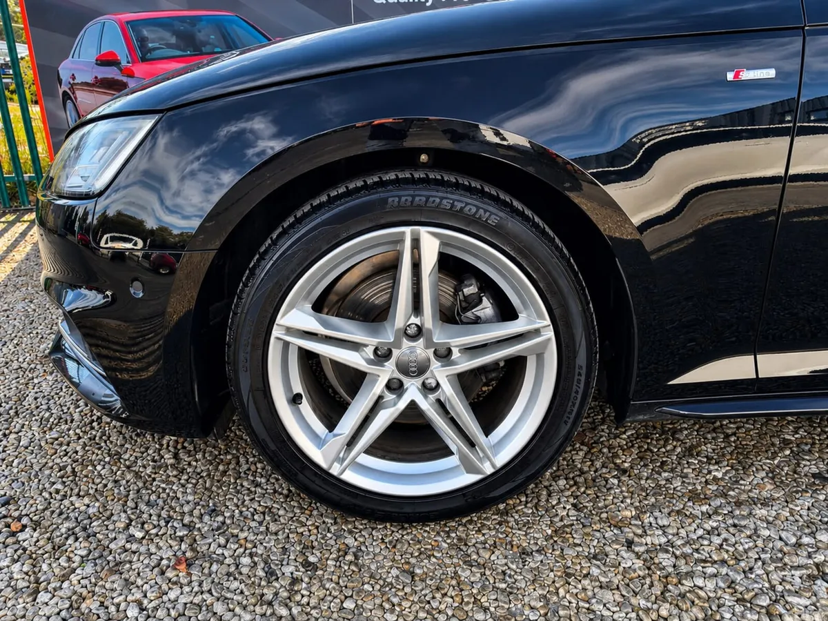 Audi A4 Saloon, Petrol, 2016, Black