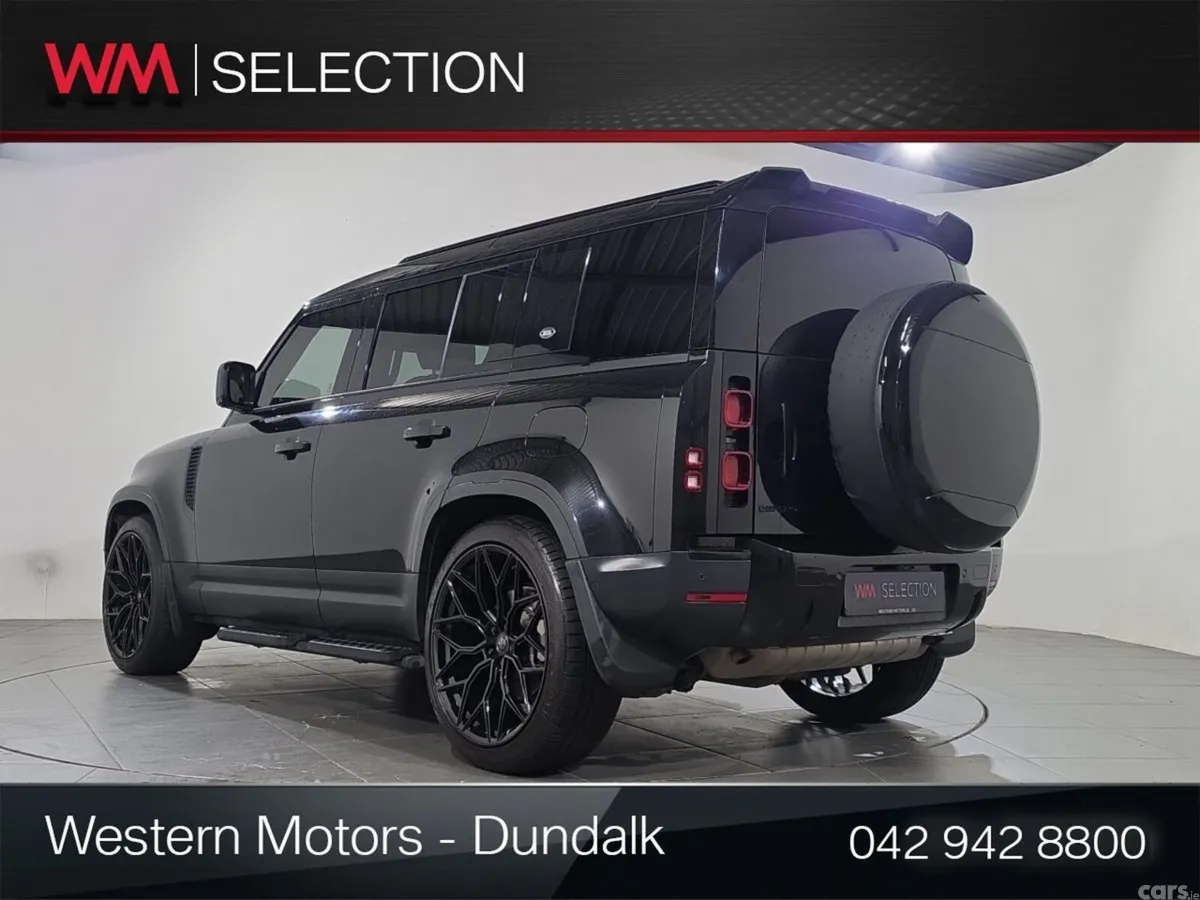 Land Rover Defender SUV, Petrol Plug-in Hybrid, 2023, Black