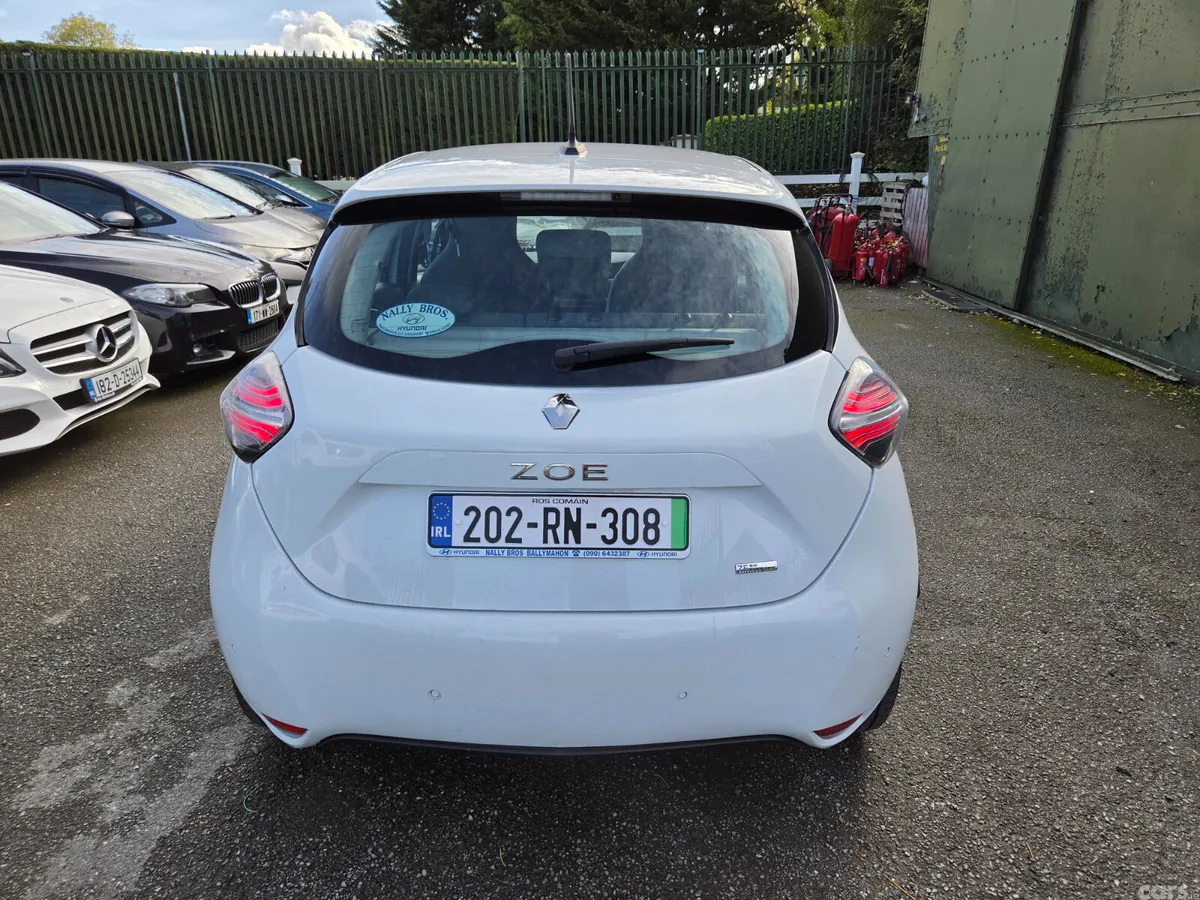 Renault Zoe Hatchback, Electric, 2020, White