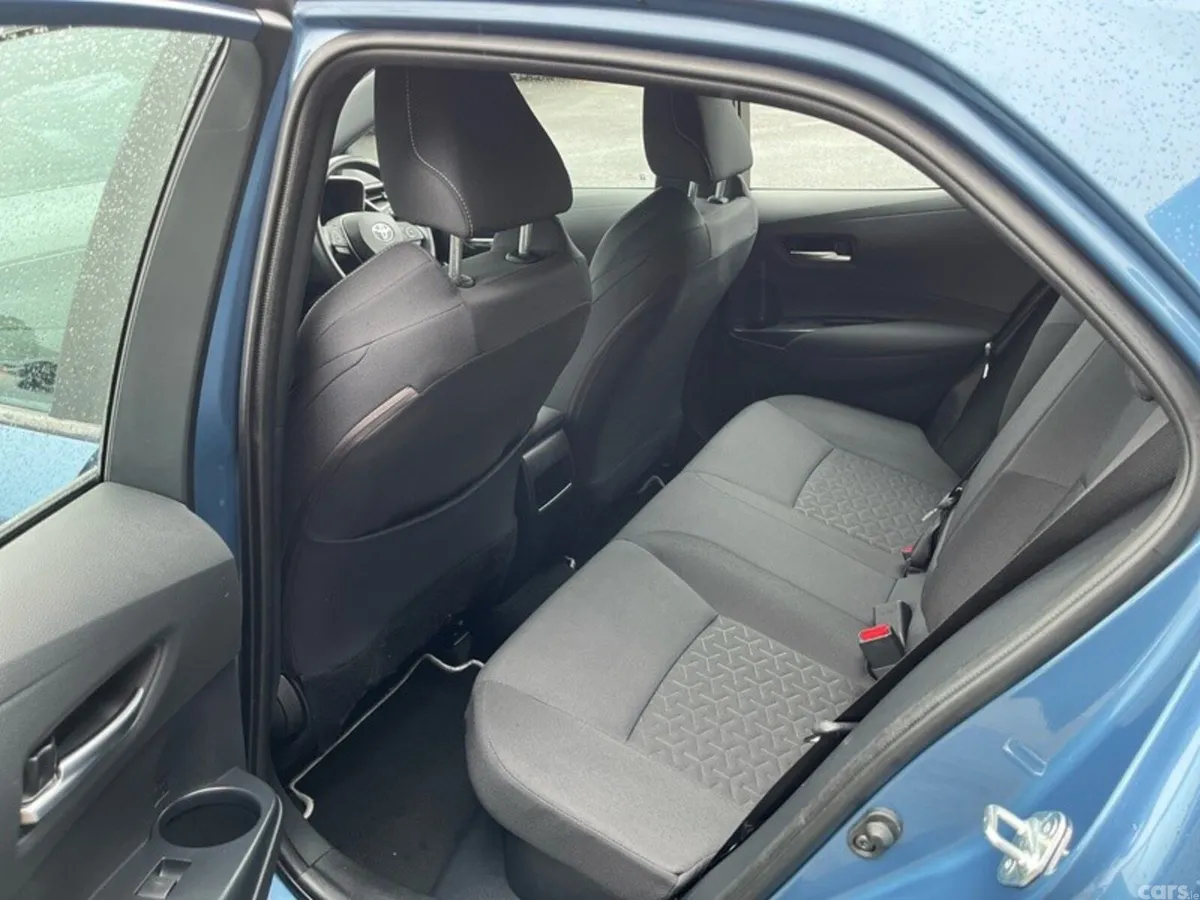 Toyota Corolla Hatchback, Petrol Hybrid, 2021, Blue