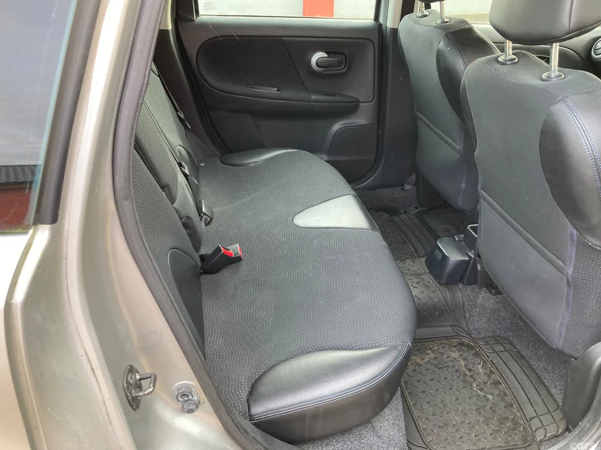 Nissan Note MPV, Petrol, 2012, Silver