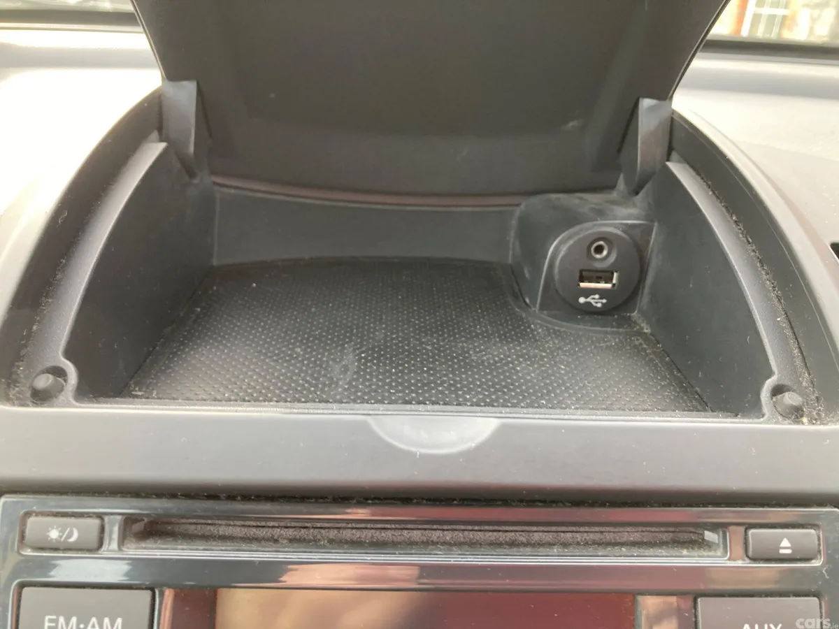 Nissan Note MPV, Petrol, 2012, Silver