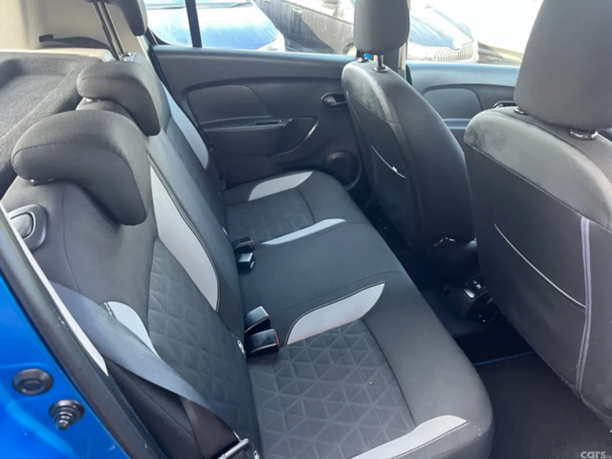 Dacia Sandero Hatchback, Diesel, 2015, Blue
