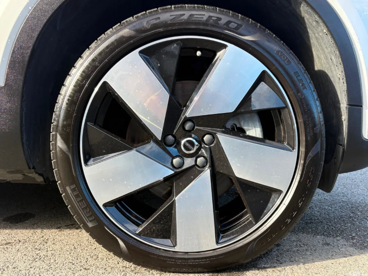 Volvo XC40 SUV, Electric, 2023, White
