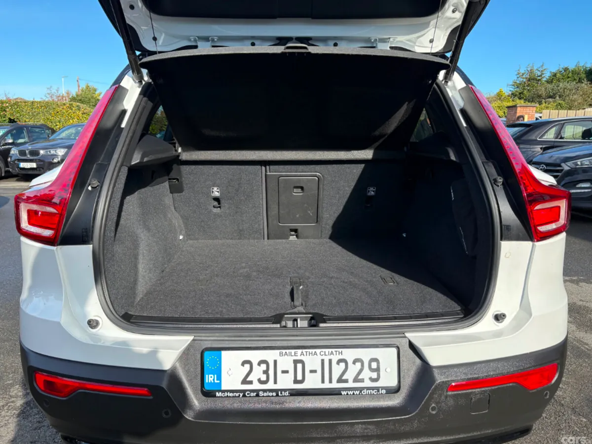 Volvo XC40 SUV, Electric, 2023, White