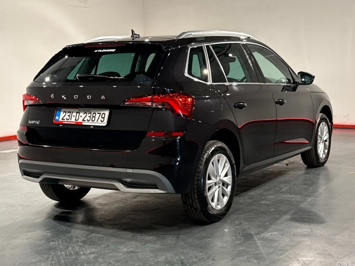 Skoda Kamiq Hatchback, Petrol, 2023, Black