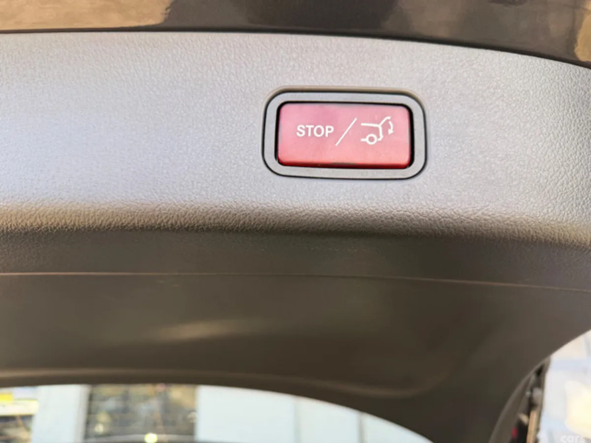 Mercedes-Benz GLC SUV, Petrol Plug-in Hybrid, 2025, Grey