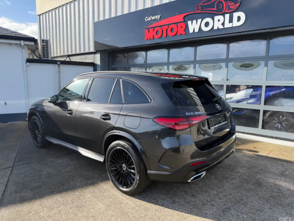 Mercedes-Benz GLC SUV, Petrol Plug-in Hybrid, 2025, Grey