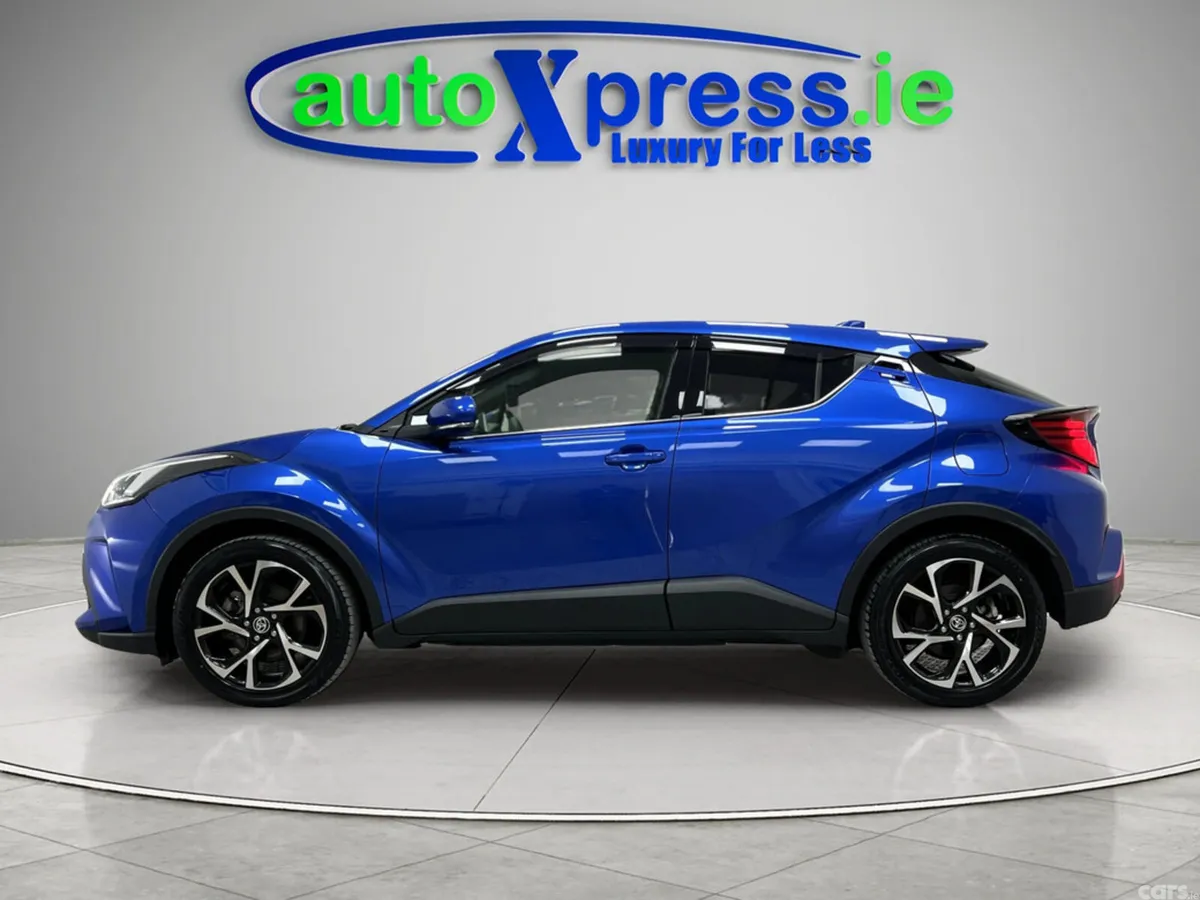 Toyota C-HR SUV, Petrol Hybrid, 2021, Blue