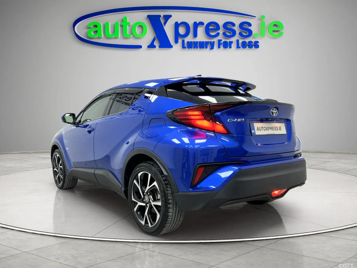 Toyota C-HR SUV, Petrol Hybrid, 2021, Blue