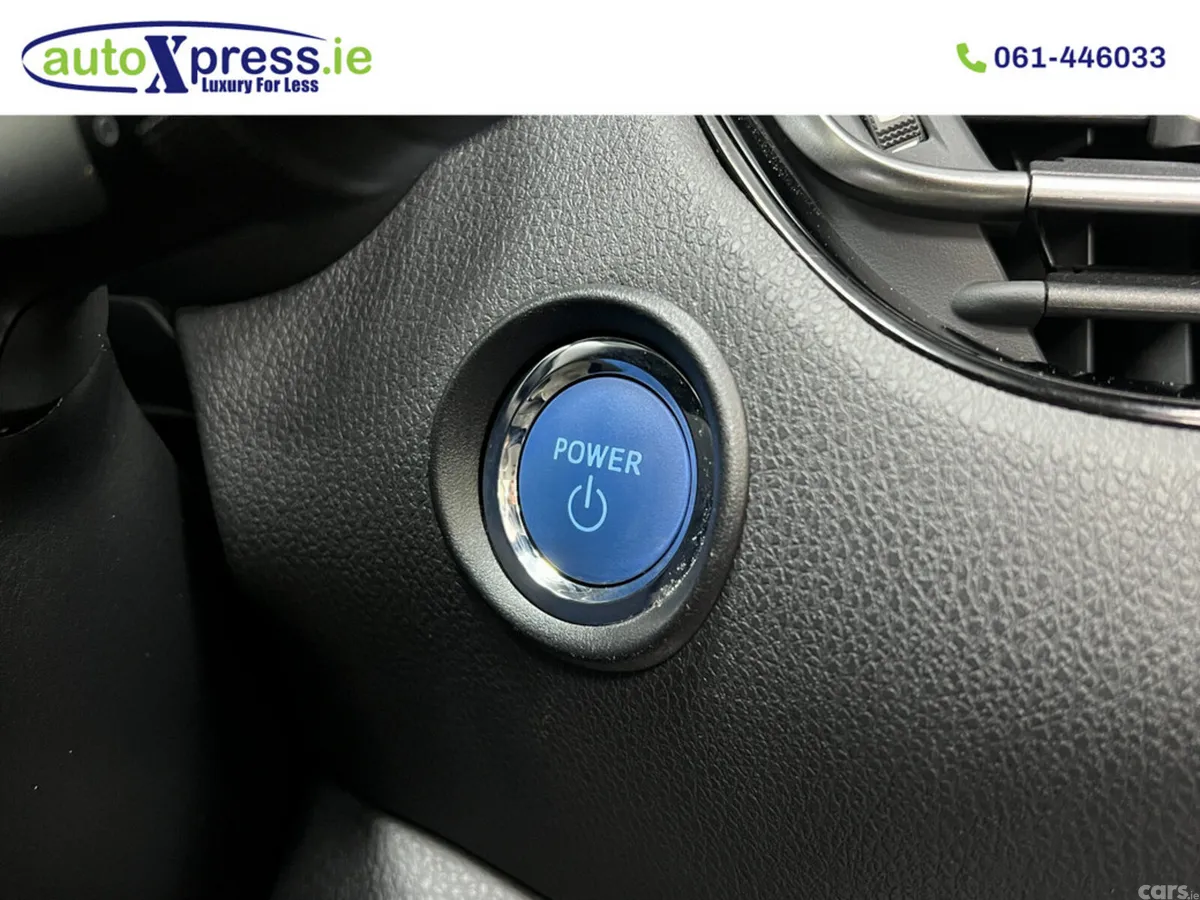 Toyota C-HR SUV, Petrol Hybrid, 2021, Blue