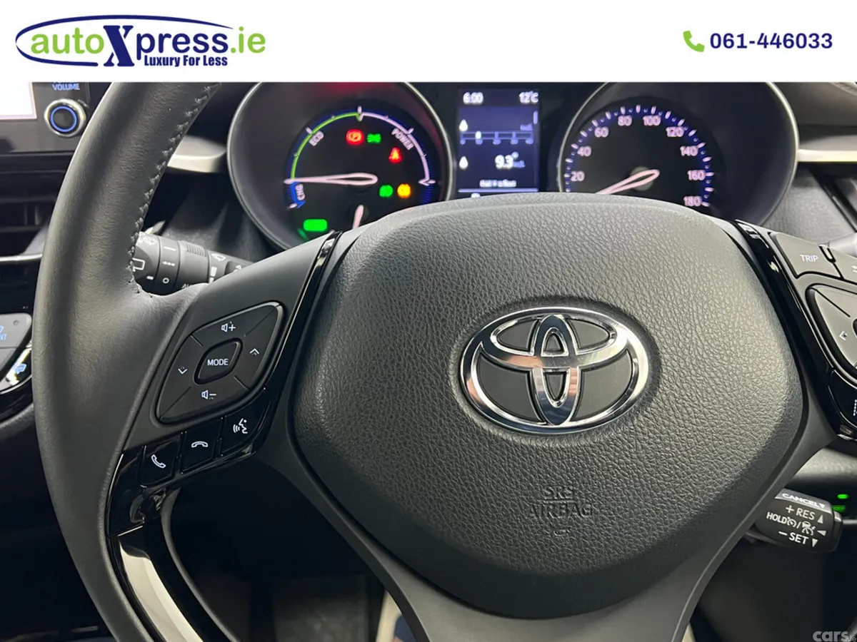 Toyota C-HR SUV, Petrol Hybrid, 2021, Blue