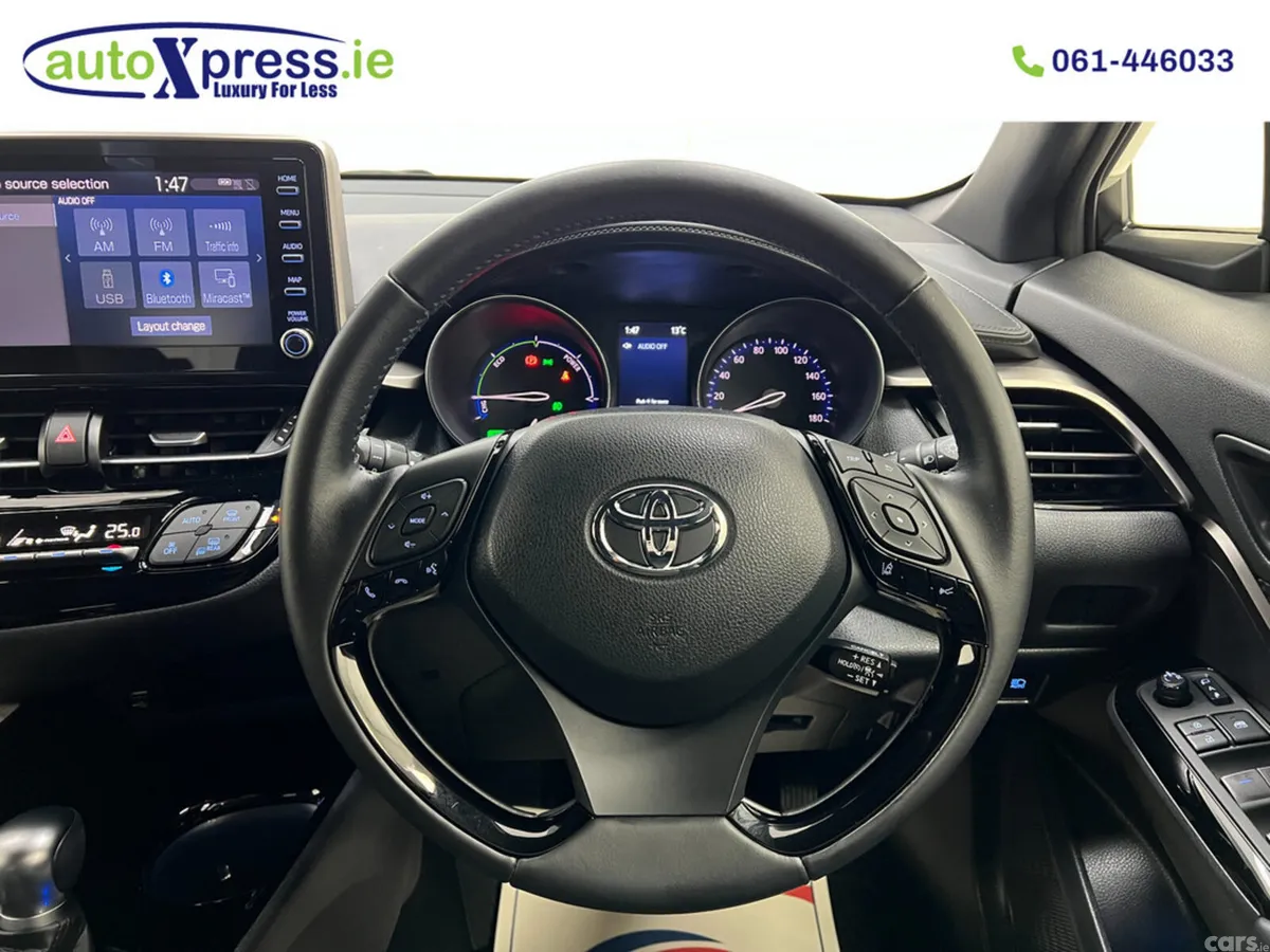 Toyota C-HR SUV, Petrol Hybrid, 2021, White