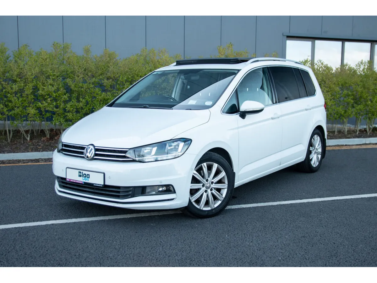 Volkswagen Touran MPV, Diesel, 2016, White