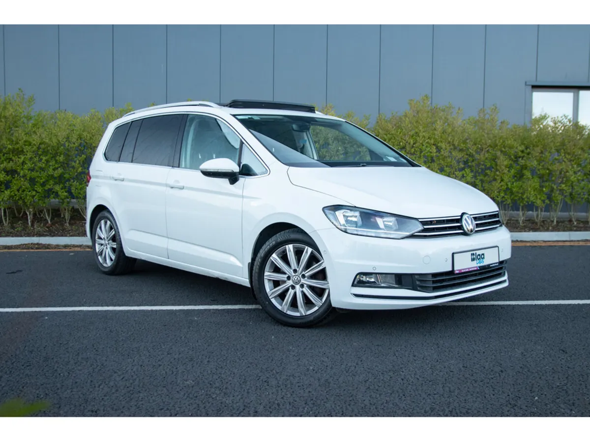 Volkswagen Touran MPV, Diesel, 2016, White