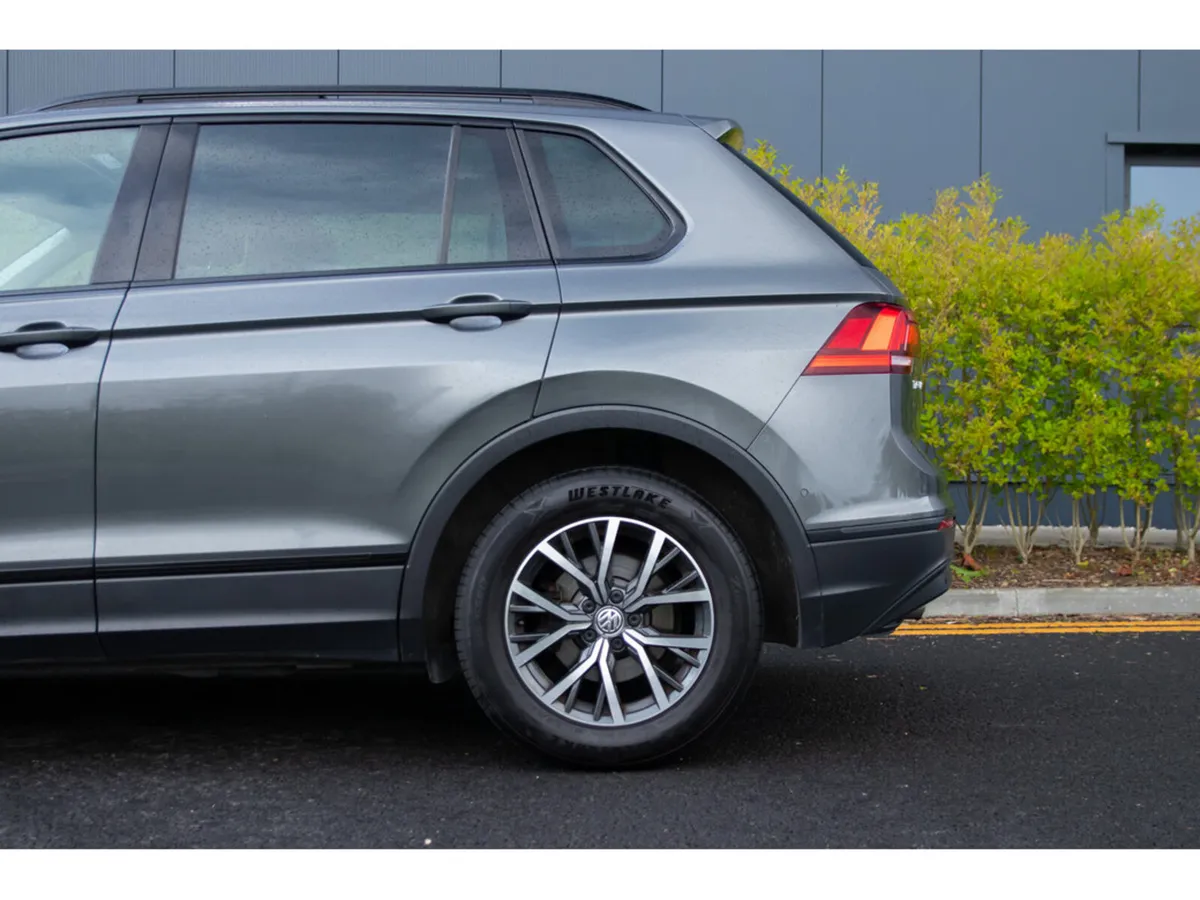 Volkswagen Tiguan Estate, Diesel, 2018, Grey