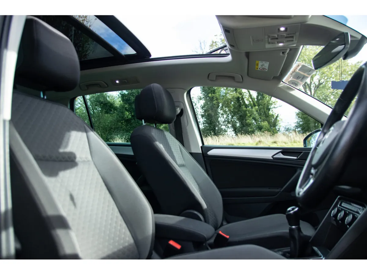 Volkswagen Tiguan Estate, Diesel, 2018, Grey