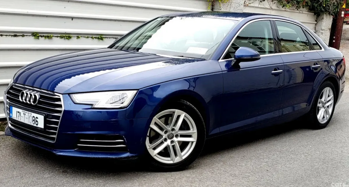 Audi A4 Saloon, Diesel, 2017, Blue
