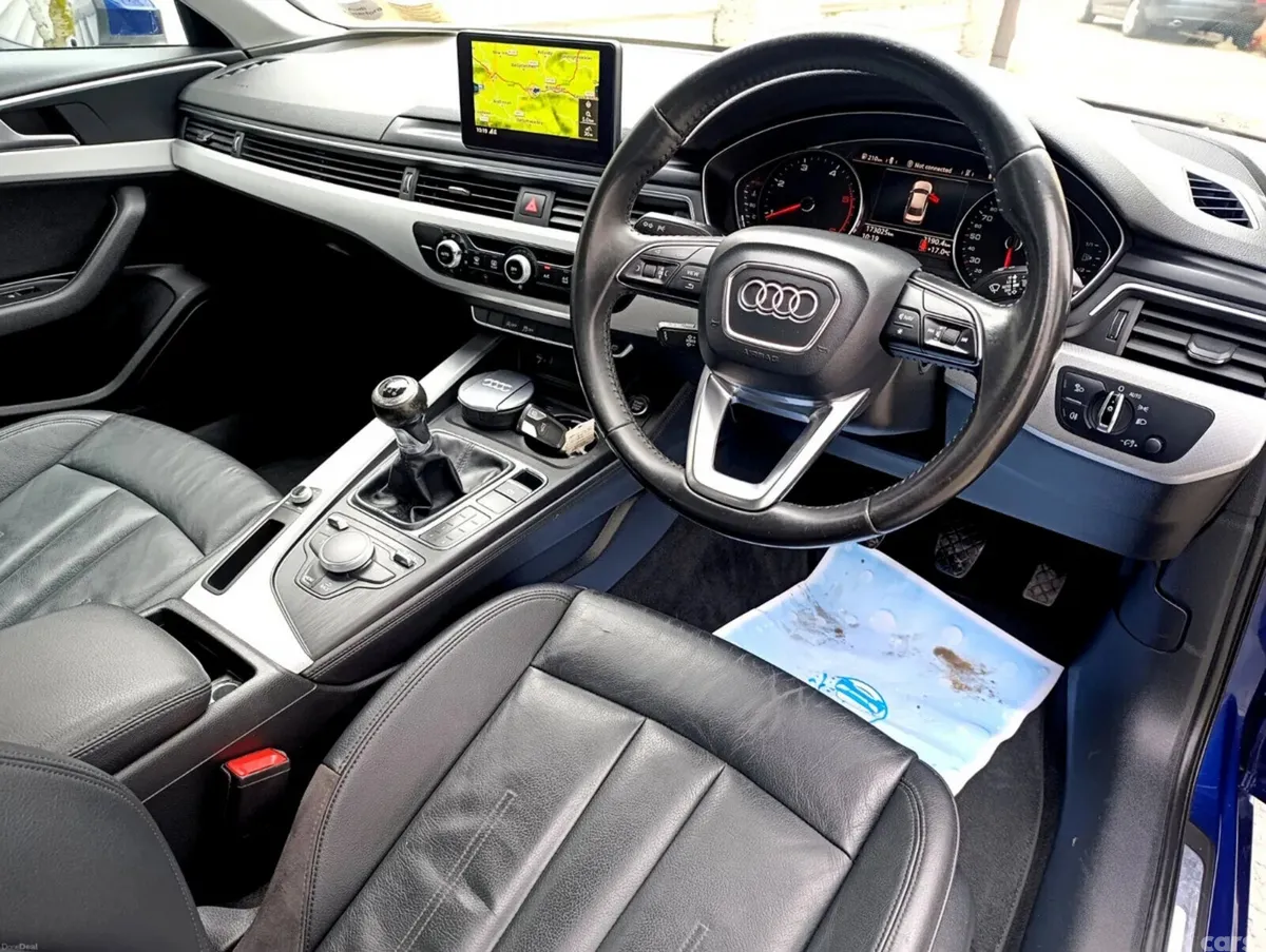 Audi A4 Saloon, Diesel, 2017, Blue