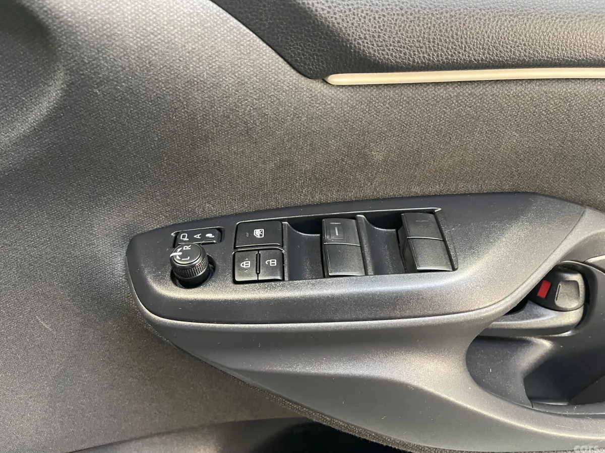 Toyota Yaris Hatchback, Petrol Hybrid, 2021, Brown
