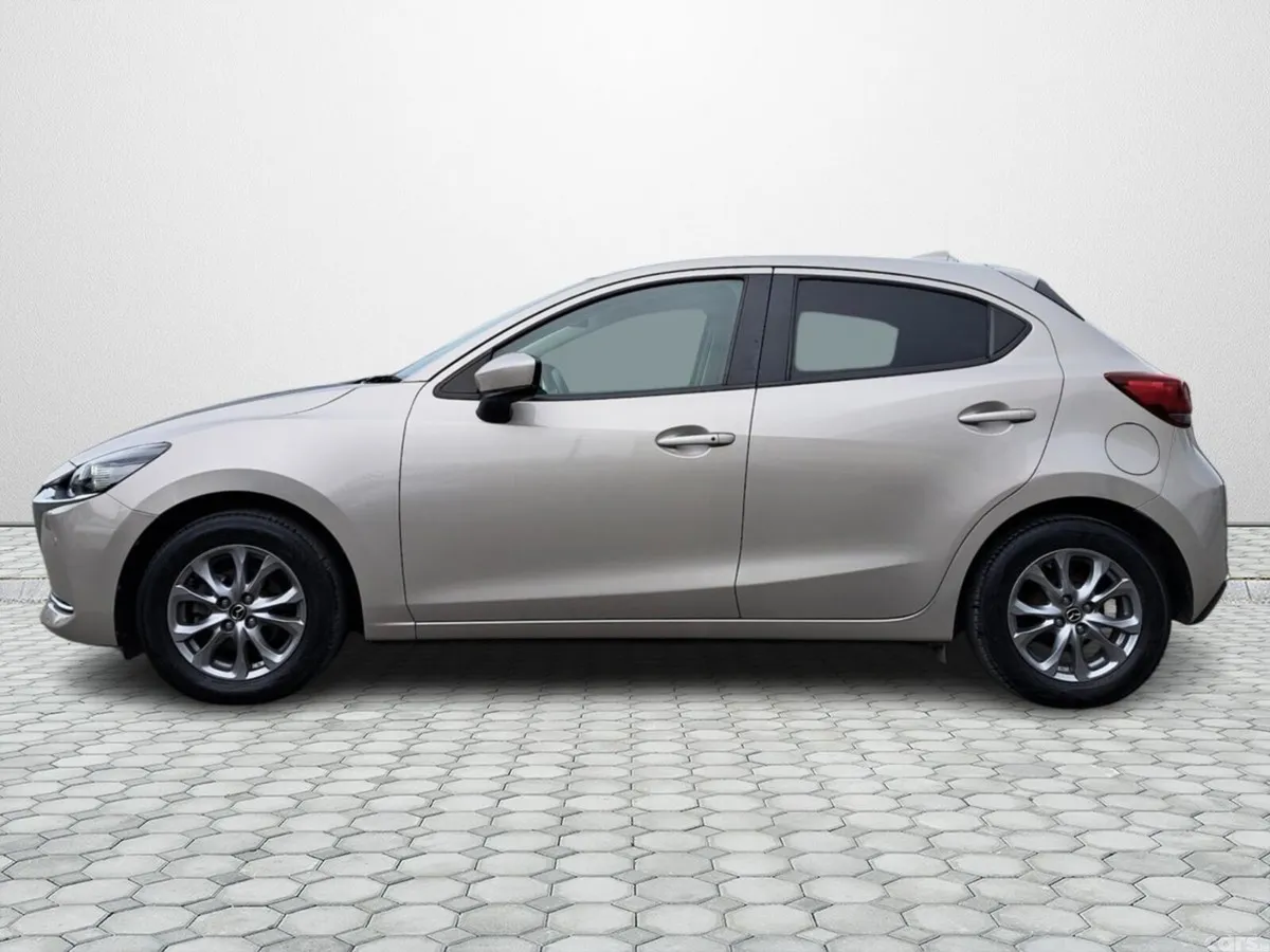 Mazda Mazda2 Hatchback, Petrol, 2023, Gold