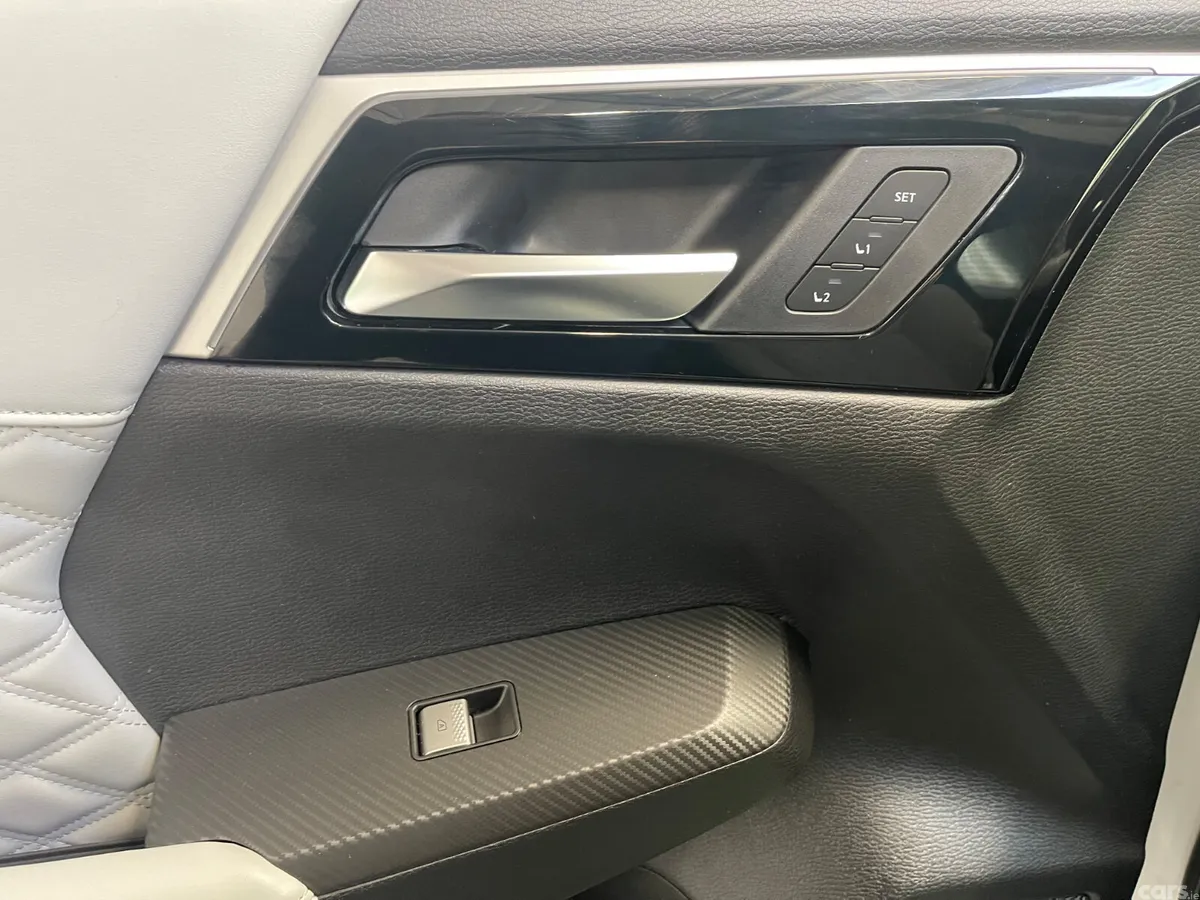 2022 Mitsubishi Outlander 7 Seater Hybrid 2.4 Phev, Clondalkin