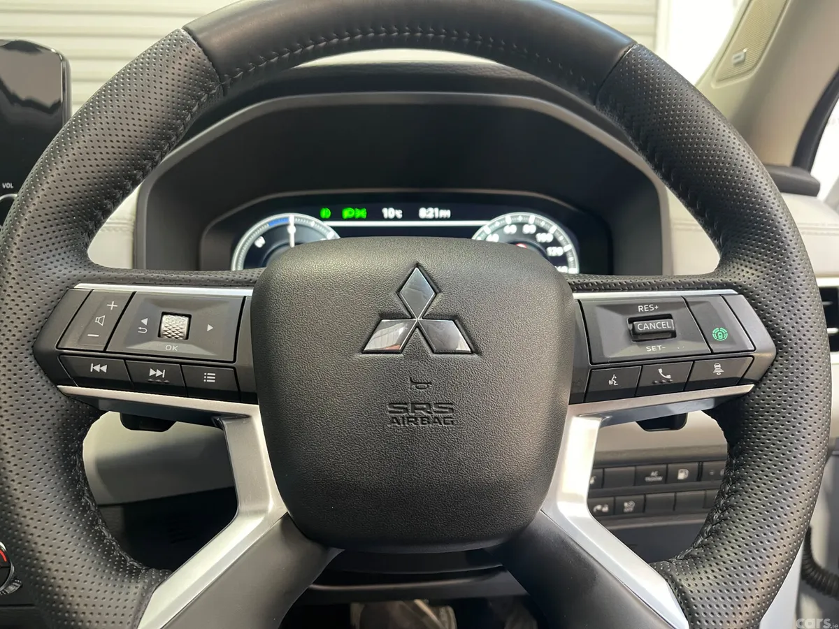 2022 Mitsubishi Outlander 7 Seater Hybrid 2.4 Phev, Clondalkin