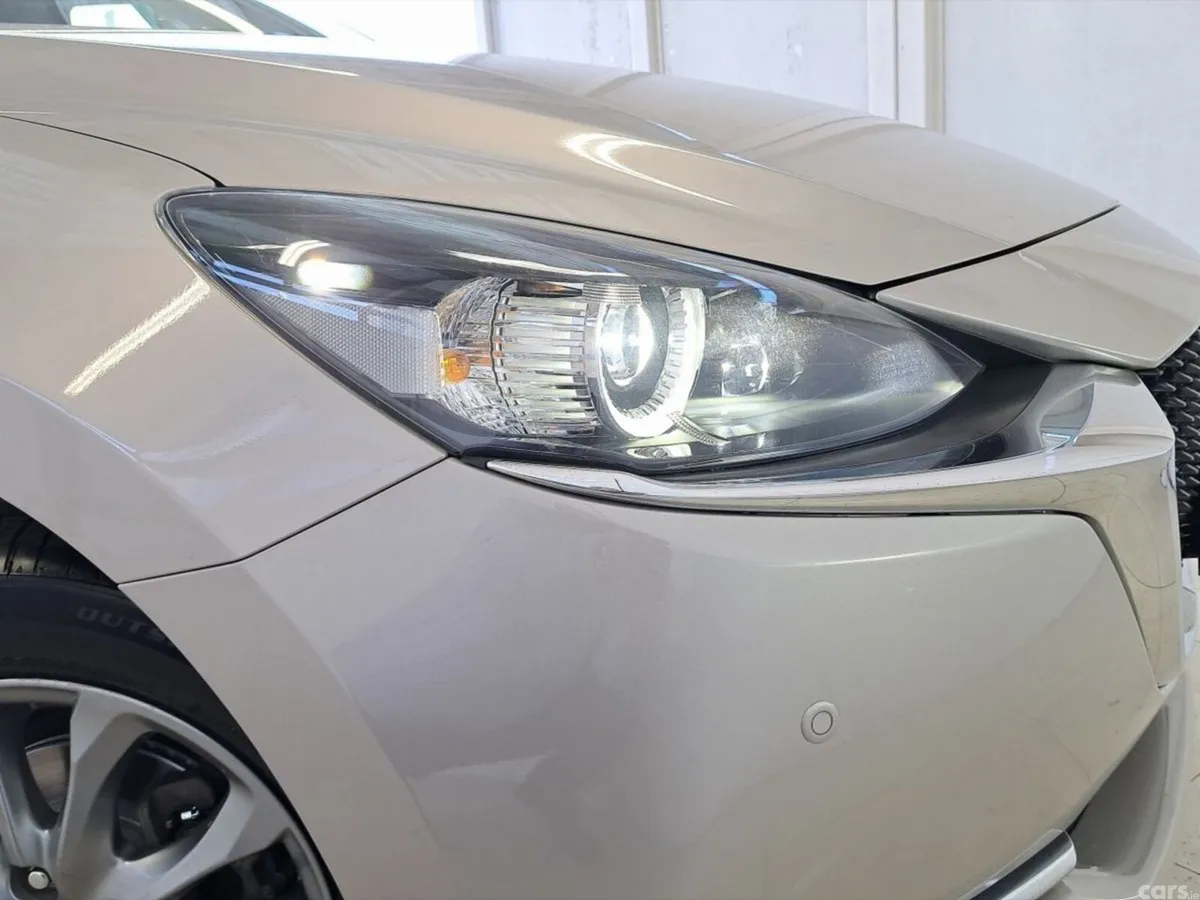 Mazda Mazda2 Hatchback, Petrol, 2023, Gold