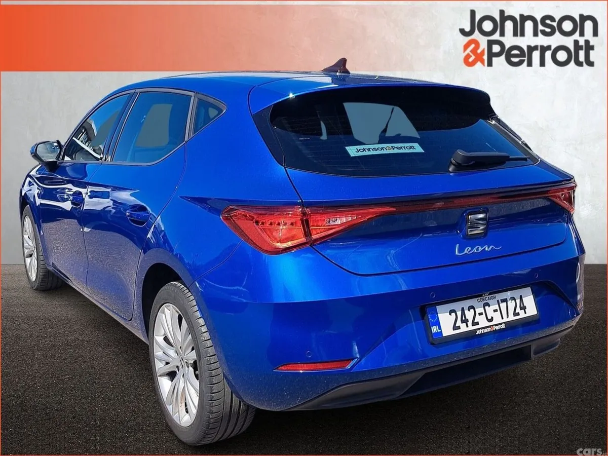 SEAT Leon Estate, Petrol, 2024, Blue
