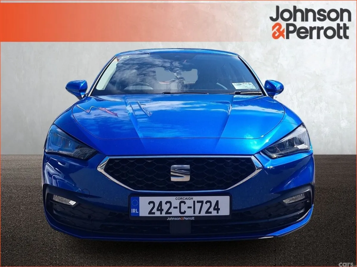 SEAT Leon Estate, Petrol, 2024, Blue
