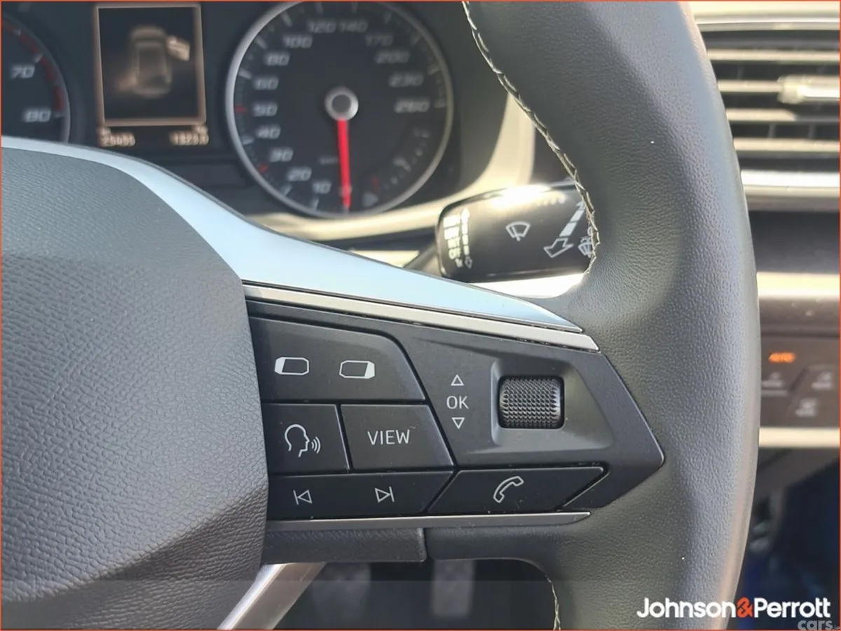 SEAT Leon Estate, Petrol, 2024, Blue