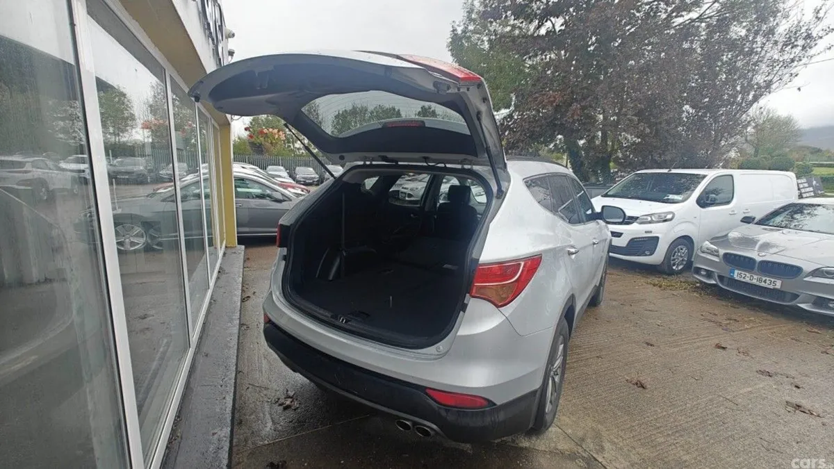 Hyundai Santa Fe SUV, Diesel, 2014, Silver