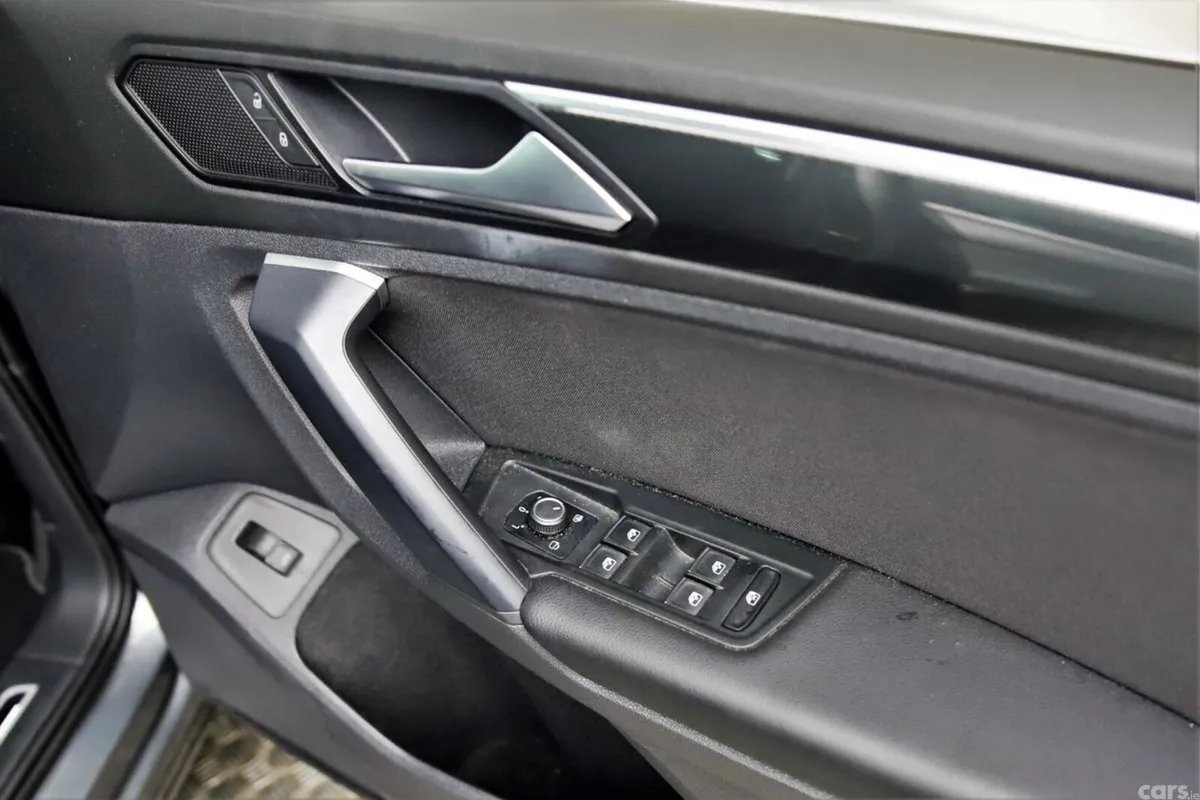 Volkswagen Tiguan SUV, Petrol, 2019, Grey