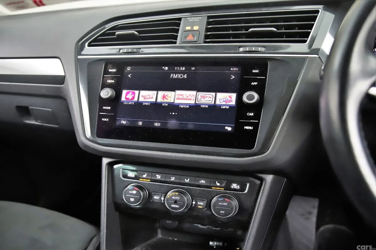 Volkswagen Tiguan SUV, Petrol, 2019, Grey