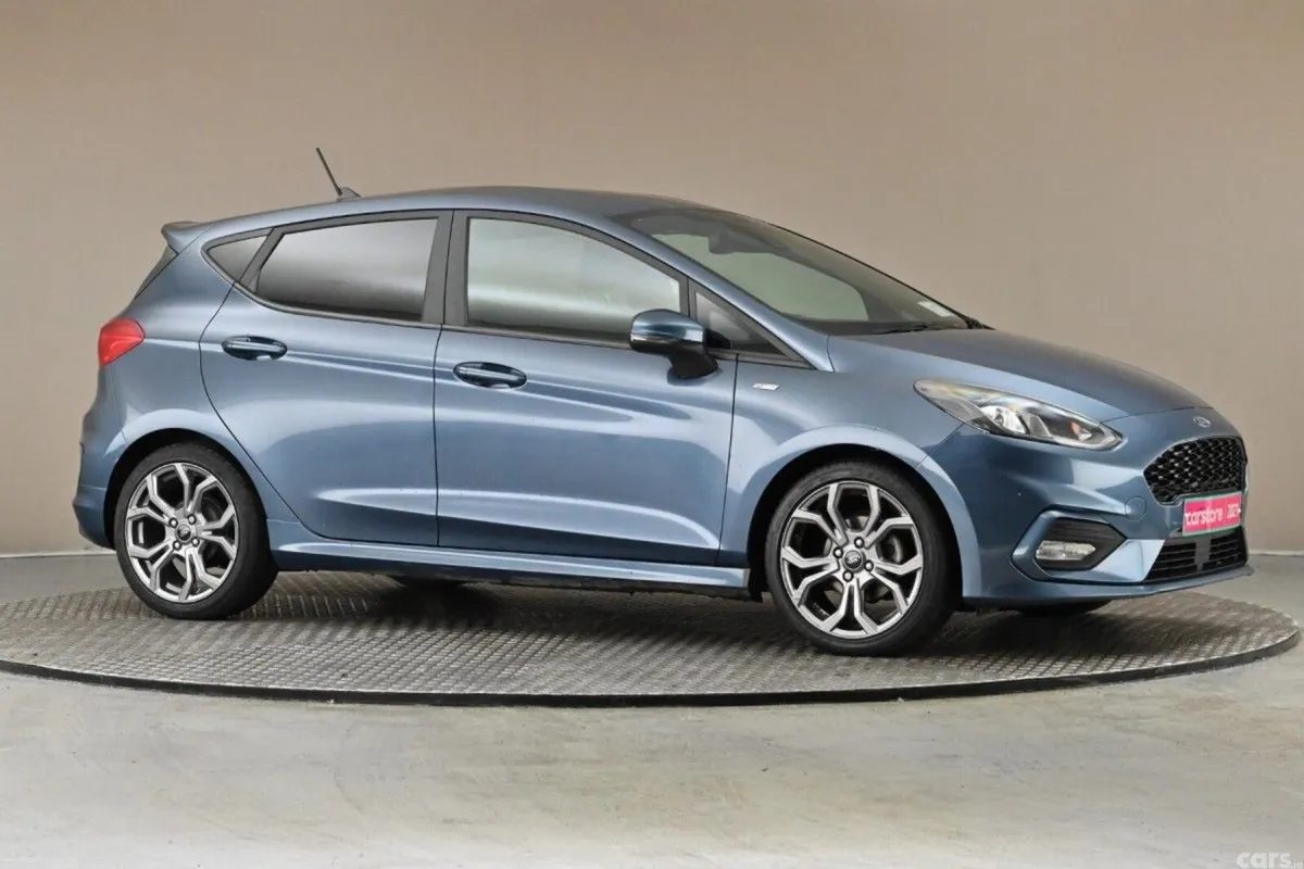 Ford Fiesta Hatchback, Petrol, 2021, Blue