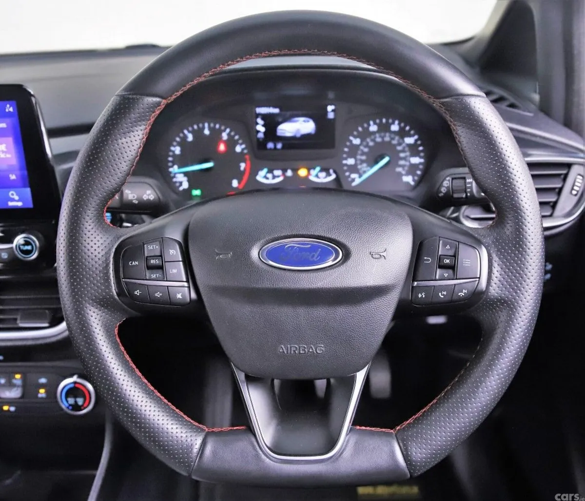 Ford Fiesta Hatchback, Petrol, 2021, Blue