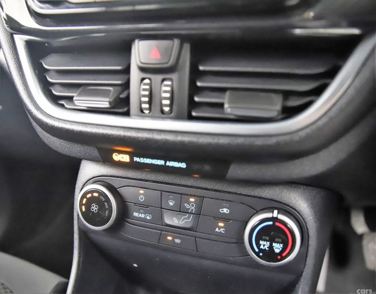 Ford Fiesta Hatchback, Petrol, 2021, Blue