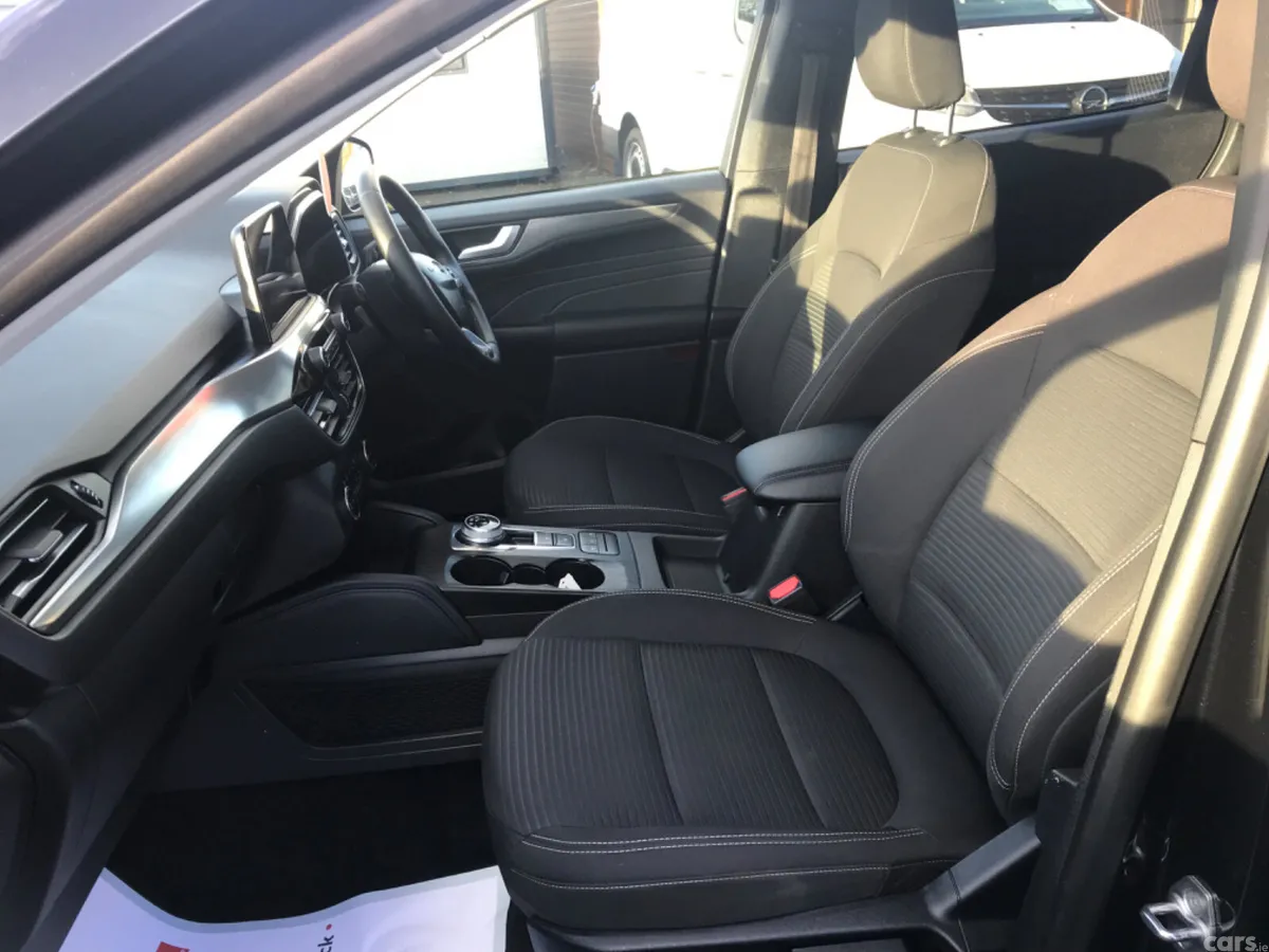 Ford Kuga SUV, Petrol Plug-in Hybrid, 2023, Black