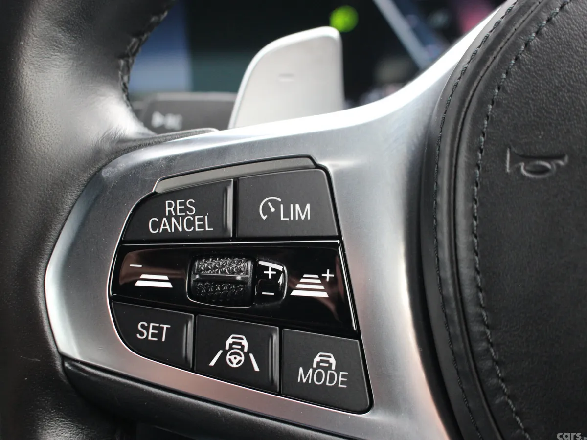 BMW 3-Series Saloon, Petrol Hybrid, 2023, Black