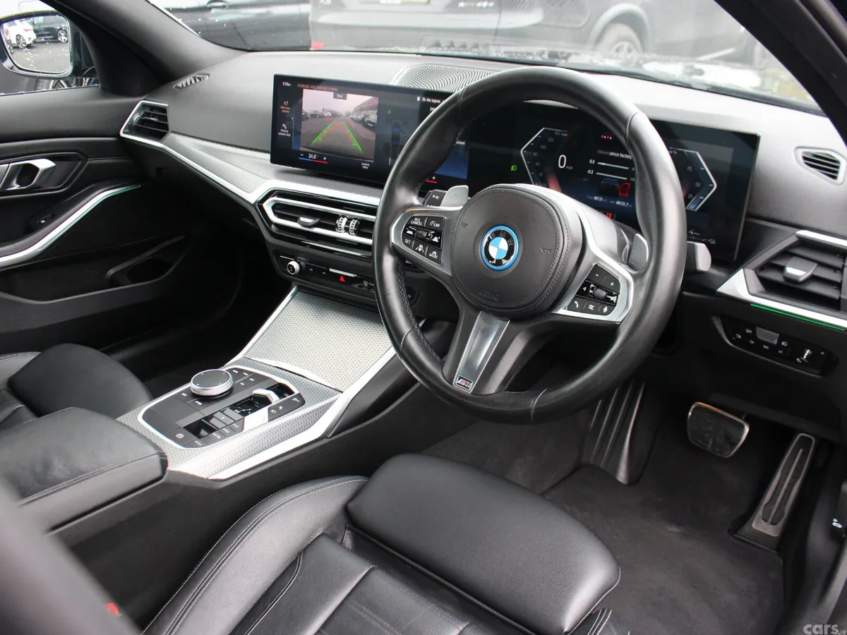 BMW 3-Series Saloon, Petrol Hybrid, 2023, Black