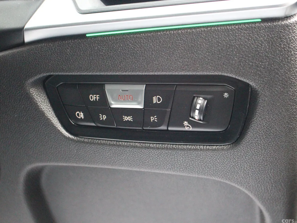 BMW 3-Series Saloon, Petrol Hybrid, 2023, Black